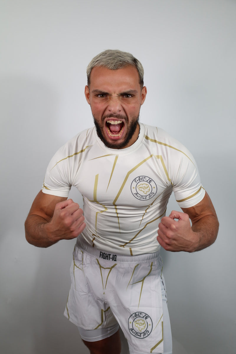 Choisir sa taille de rashguard : le guide complet